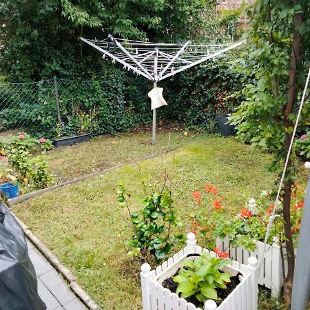 Ferienwohnung Neheim Mit Dennis Und Alexander Alexander Mit Klimaanlage Bagian luar foto