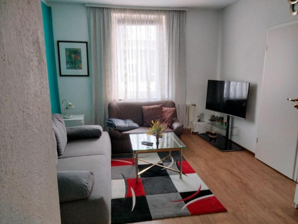 Ferienwohnung Neheim Mit Dennis Und Alexander Alexander Mit Klimaanlage Bagian luar foto